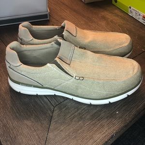 Used Men’s day five Havana tan slip on casual shoes, size 11